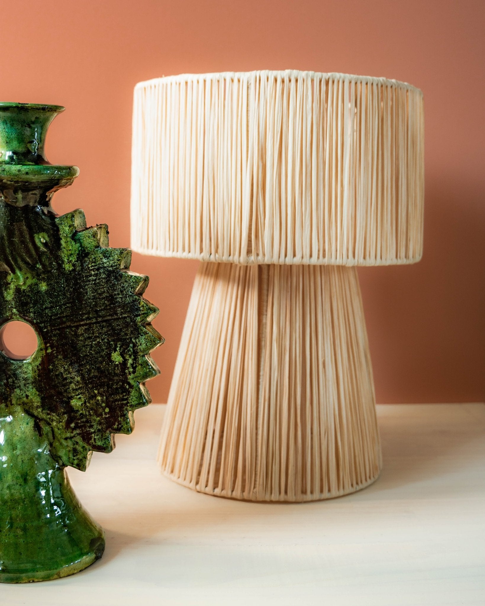 Lampe à poser en Raphia - NOURIA - BELDI BOHOME