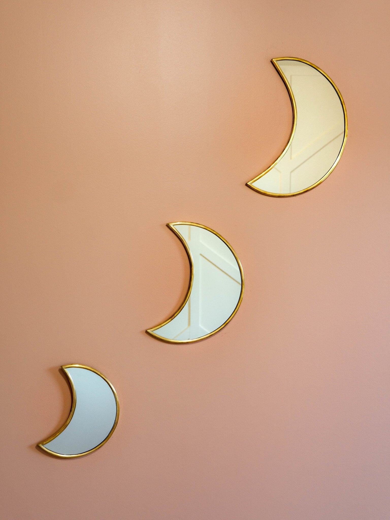 Miroir LAYALI en forme de Lune, en laiton doré - BELDI BOHOME